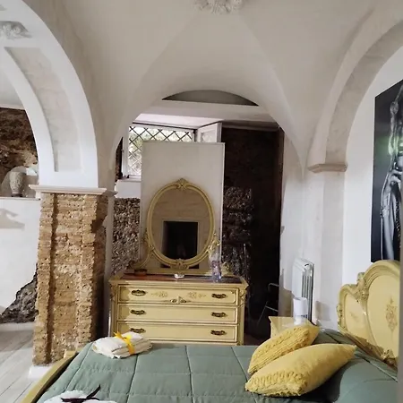 Daire Ellebi Vibo Valentia